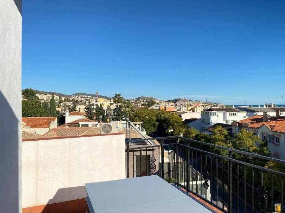 شقة Atico Con Terraza Frente Playa Pedregalejo مالقة المظهر الخارجي الصورة